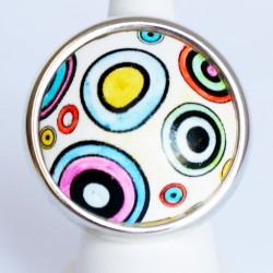 Large ring with multicolored circles