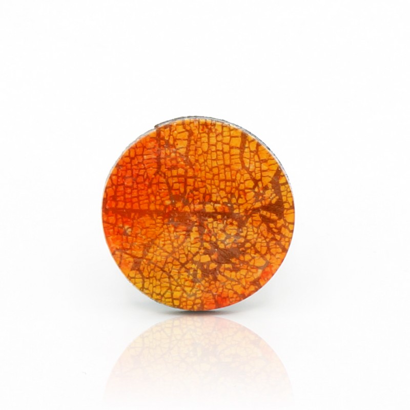 Cracked orange ring