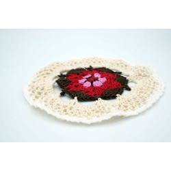 copy of Round doily in marron, beige, pink and blue