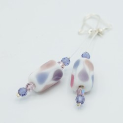 Boucles d'oreilles fantaisie blanc, bleu et rose