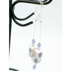 Boucles d'oreilles fantaisie blanc, bleu et rose