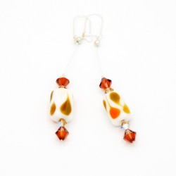 Boucles d'oreilles fantaisie blanc, orange et marron